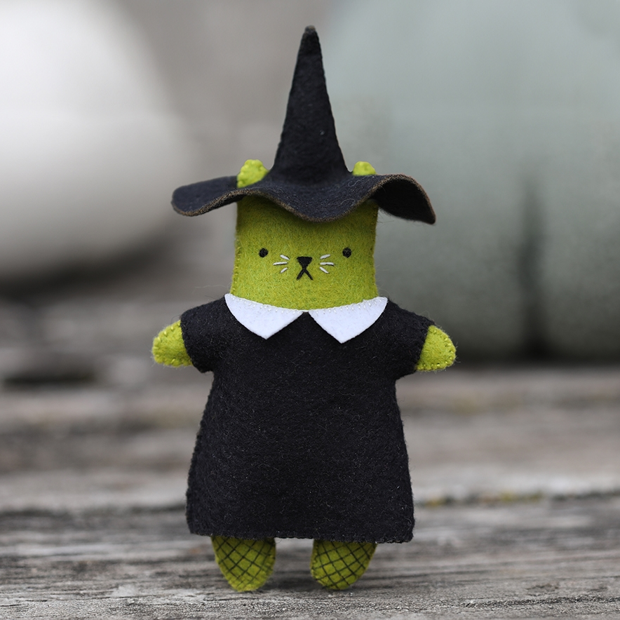 Witch Cat Felt Doll Kit