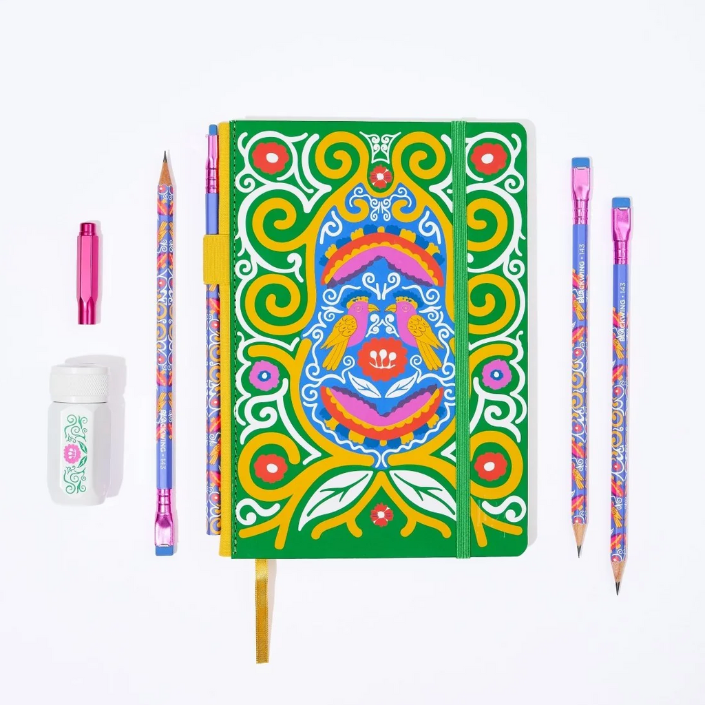Blackwing Volume 143 - Frida Kahlo Notebook Essentials Set