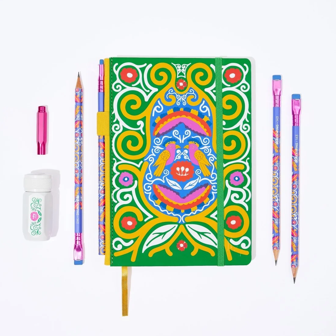 Blackwing Volume 143 - Frida Kahlo Notebook Essentials Set