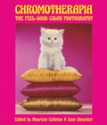 cover of the book 'Chromotherapia' with a photograph of a white kitten sitting on a stack of three silk pillows