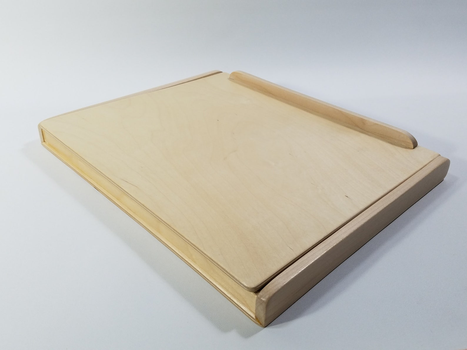The Lap Easel