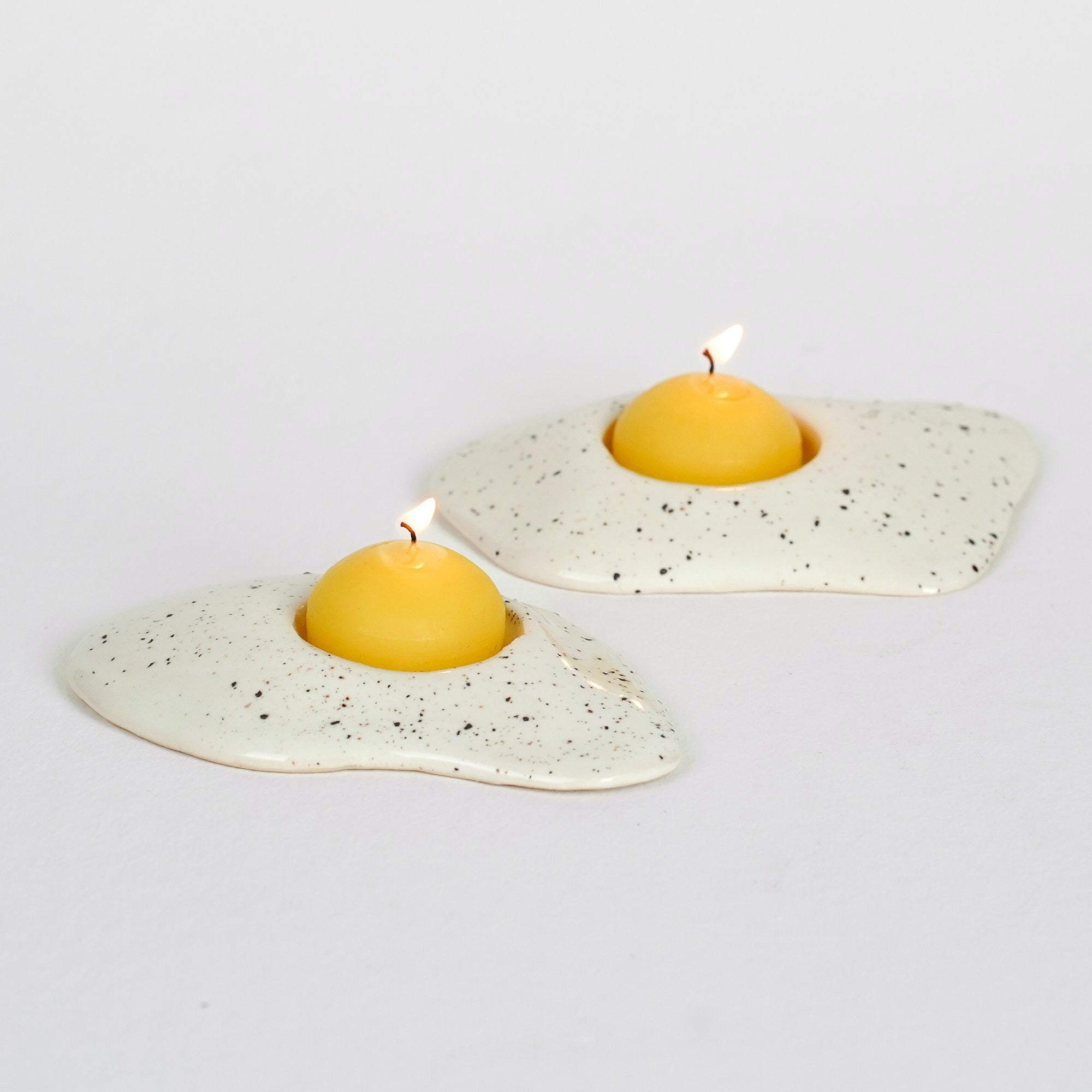 Ceramic Salt and Pepper Egg Tea Light Candle Holder